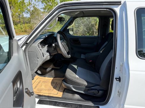 Used 2011 Ford Ranger XL image 10