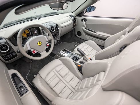 Used 2009 Ferrari F430 Spider RWD image 9