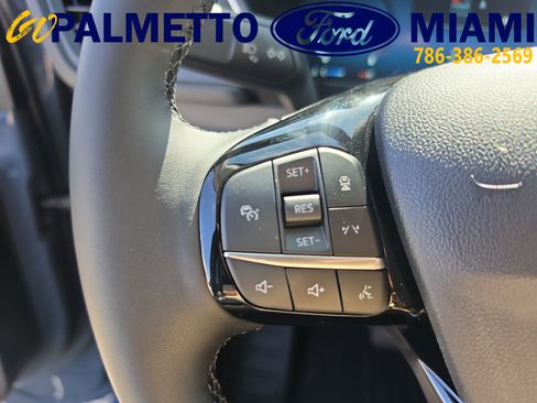 Used 2024 Ford Escape Platinum AWD/4WD image 20
