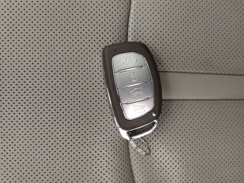 Used 2018 Hyundai Sonata Limited image 32