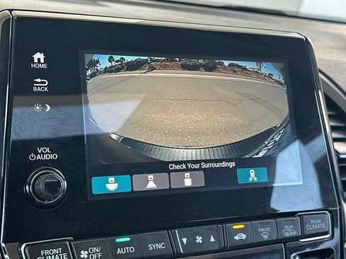 Used 2019 Honda Odyssey Elite image 19