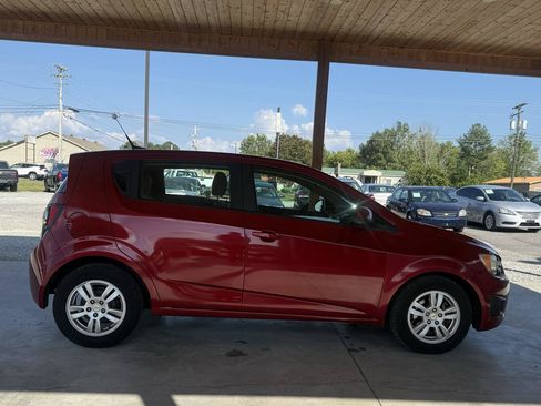 Used 2012 Chevrolet Sonic LS FWD image 62
