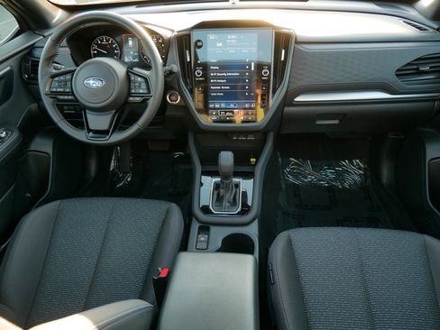 Certified 2025 Subaru Forester Premium image 10