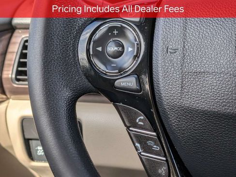 Used 2017 Honda Accord EX image 24