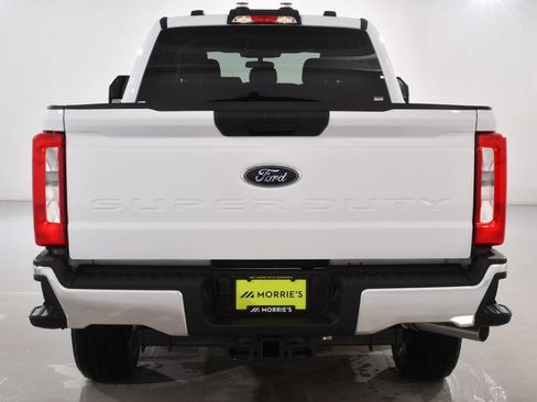 New 2026 Ford F350 XLT w/ FX4 Off-Road Package AWD/4WD image 13