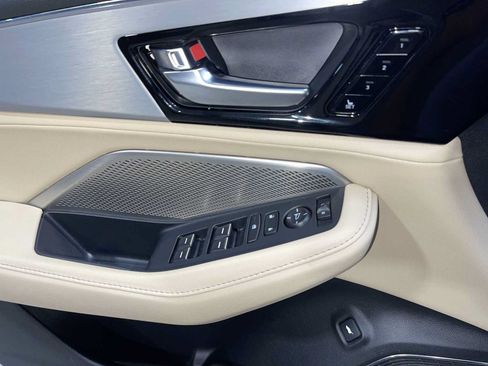 Certified 2024 Acura MDX SH-AWD image 23