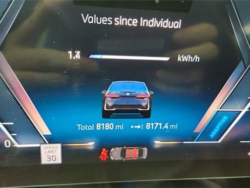 Used 2024 BMW i5 eDrive40i w/ Premium Package image 39