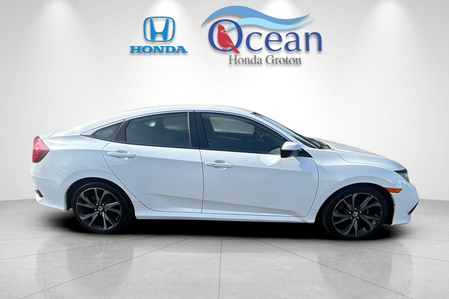 Used 2019 Honda Civic Sport image 2