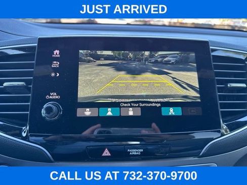 Used 2024 Honda Passport EX-L image 8