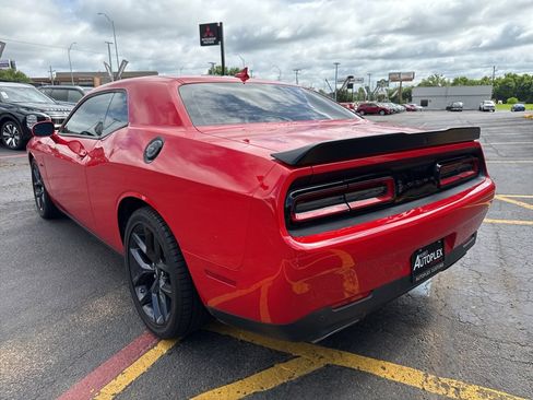 Used 2023 Dodge Challenger R/T w/ Plus Package image 9