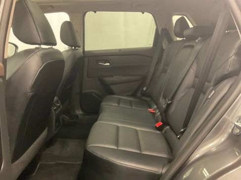 Used 2023 Nissan Rogue SV w/ SV Premium B Package AWD/4WD image 35
