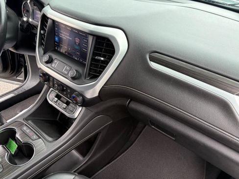 Used 2021 GMC Acadia SLT AWD/4WD image 44