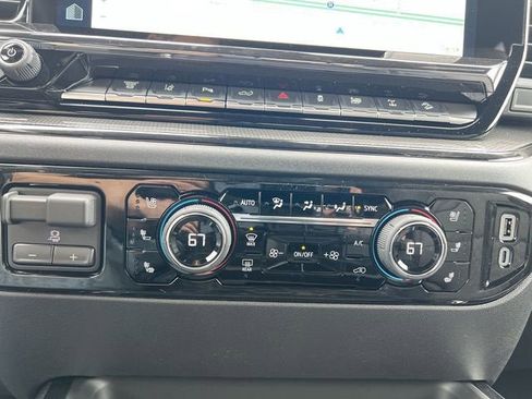 New 2026 Chevrolet Silverado 2500 ZR2 AWD/4WD image 18