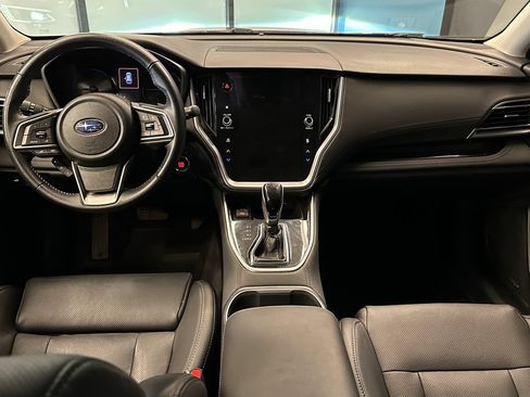 Used 2022 Subaru Outback Limited AWD/4WD image 9
