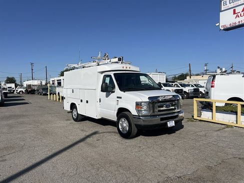 Used 2019 Ford E-350 and Econoline 350 Super Duty w/ Power Windows & Locks Group RWD image 1
