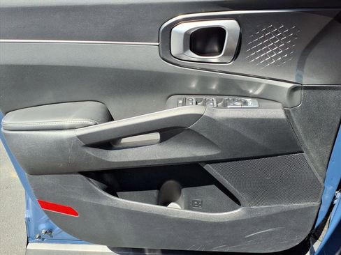 Used 2025 Kia Sorento S w/ Panoramic Sunroof Package FWD image 20