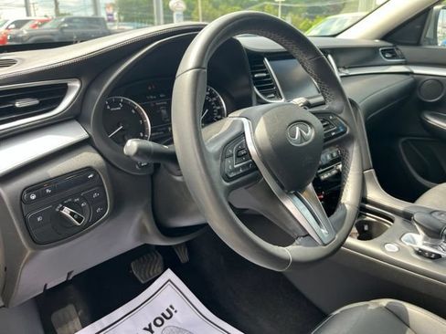Used 2021 INFINITI QX50 Luxe AWD/4WD image 11