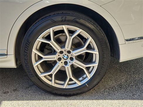 Used 2019 BMW X7 xDrive40i w/ Premium Package image 34