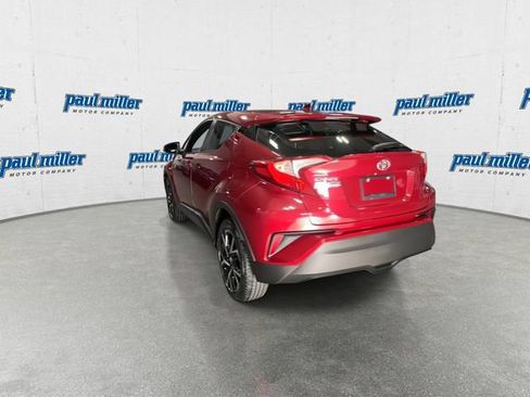 Used 2018 Toyota C-HR XLE FWD image 9