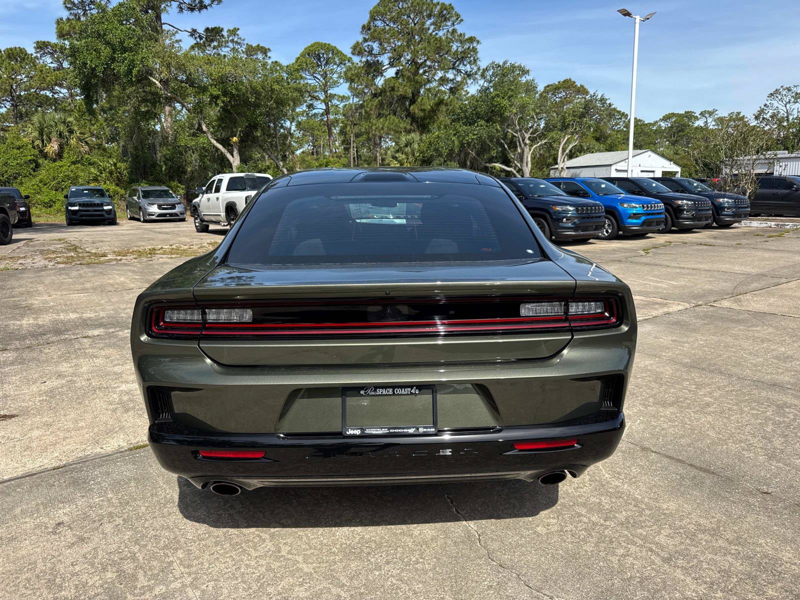 New 2026 Dodge Charger R/T w/ Blacktop Package AWD/4WD image 4