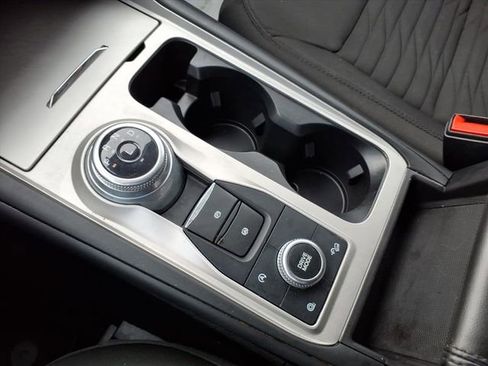 Certified 2021 Ford Explorer XLT image 26