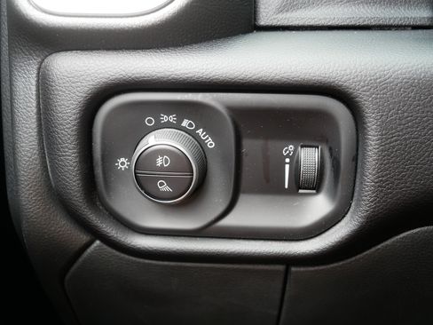 Used 2024 RAM 2500 Big Horn w/ Safety Group AWD/4WD image 26