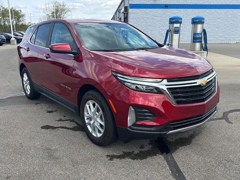 Used 2023 Chevrolet Equinox LT FWD image 7