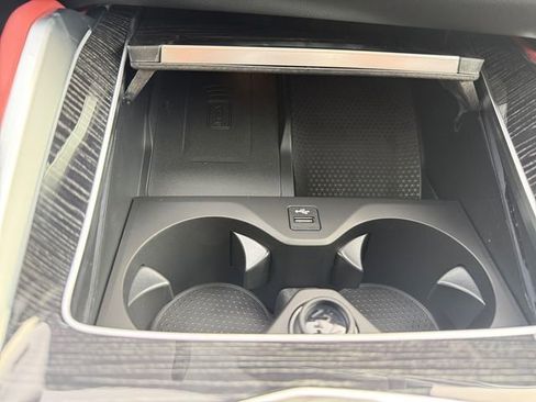 New 2026 BMW X6 xDrive40i w/ Executive Package image 31