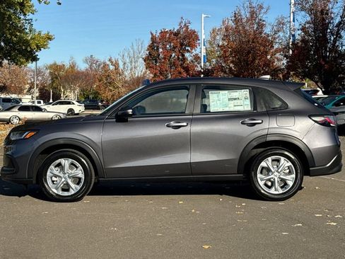 Certified 2025 Honda HR-V LX image 7