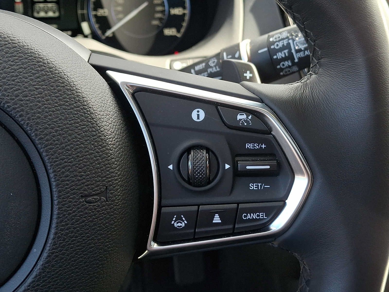 Used 2026 Acura RDX w/ Technology Package AWD/4WD image 24