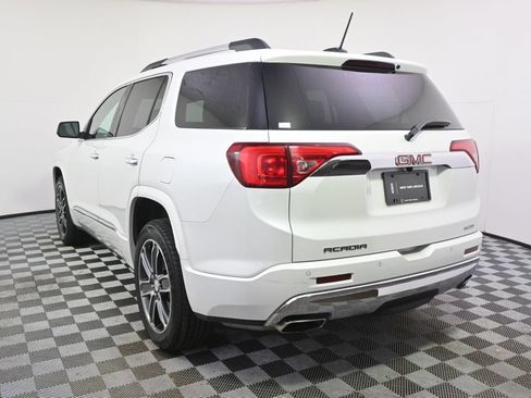 Used 2019 GMC Acadia Denali w/ Technology Package AWD/4WD image 4