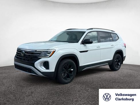 New 2026 Volkswagen Atlas Peak Edition image 1