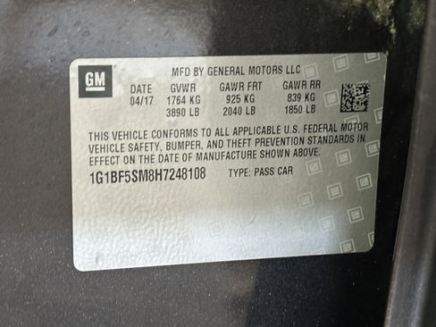 Used 2017 Chevrolet Cruze Premier image 32