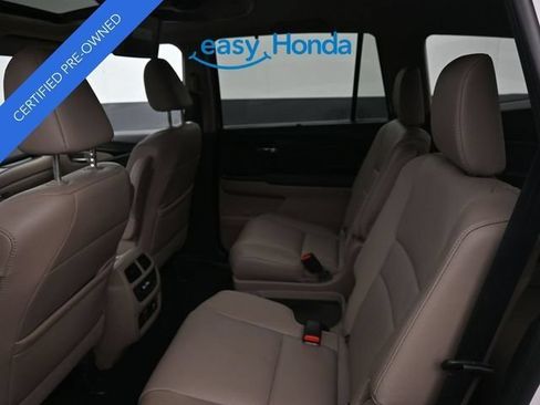 Used 2022 Honda Pilot Touring image 15