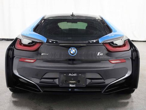 Used 2015 BMW i8 image 7