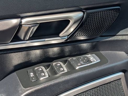 Used 2024 Kia Telluride S w/ S Sunroof Package FWD image 22