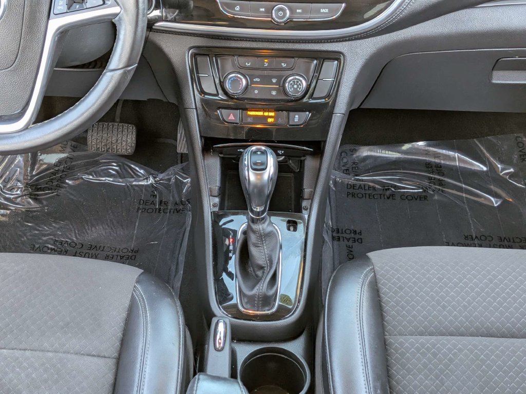 Used 2020 Buick Encore Preferred AWD/4WD image 19