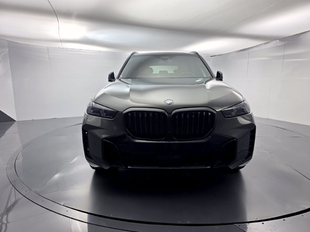 Certified 2024 BMW X5 xDrive40i w/ Executive Package AWD/4WD image 2