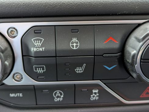 New 2026 Jeep Gladiator Mojave AWD/4WD image 25