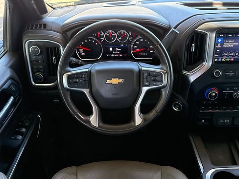 Used 2022 Chevrolet Silverado 1500 LTZ w/ LTZ Premium Package AWD/4WD image 22