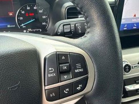 Used 2022 Ford Explorer XLT w/ Equipment Group 202A RWD image 32