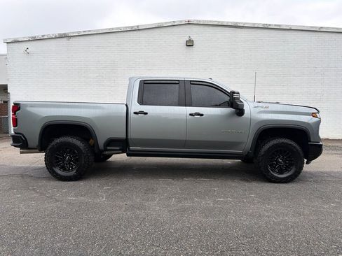 Used 2026 Chevrolet Silverado 2500 ZR2 AWD/4WD image 1
