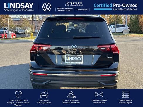 Certified 2022 Volkswagen Tiguan SE image 4