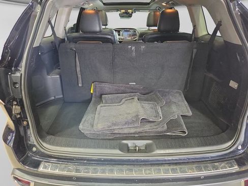 Used 2018 Toyota Highlander Limited AWD/4WD image 32