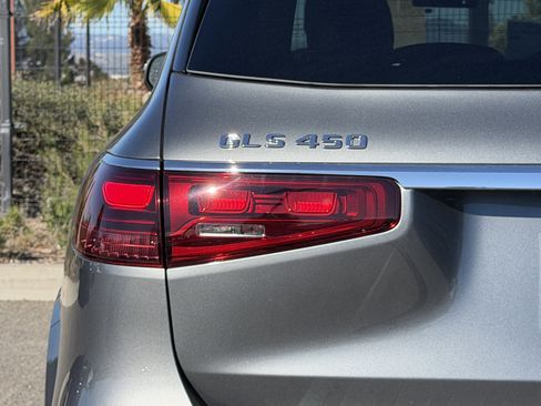 New 2026 Mercedes-Benz GLS 450 4MATIC image 11