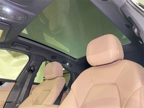 New 2026 Porsche Cayenne Coupe image 18