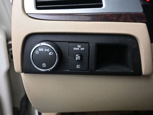 Used 2013 Cadillac Escalade Luxury image 31