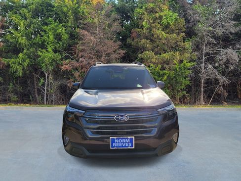 New 2026 Subaru Forester Premium AWD/4WD image 2