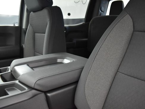 New 2026 Chevrolet Silverado 1500 Custom Trail Boss w/ Turbomax Blackout Package image 14