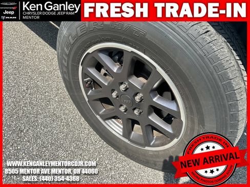 Used 2020 Jeep Gladiator Overland AWD/4WD image 12